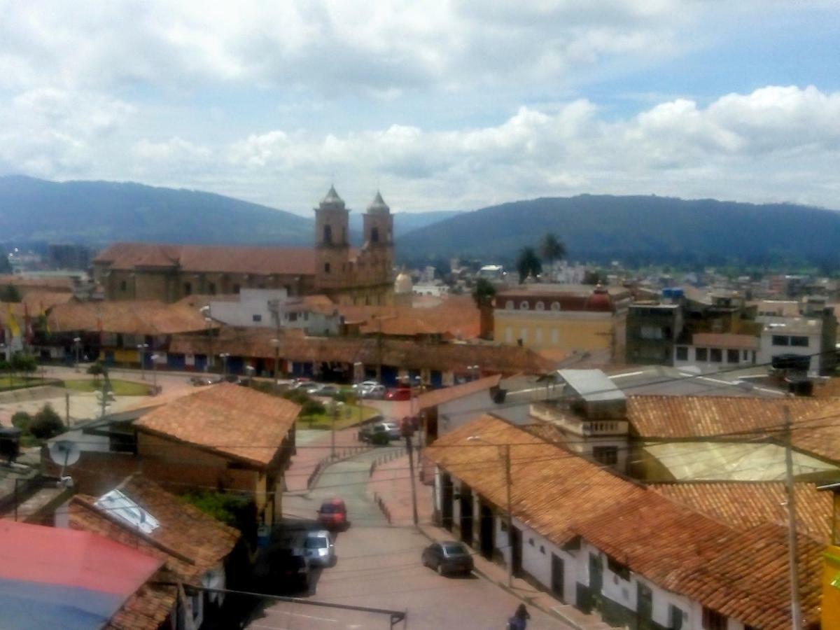 فندق Vieja Aduana Zipaquirá المظهر الخارجي الصورة
